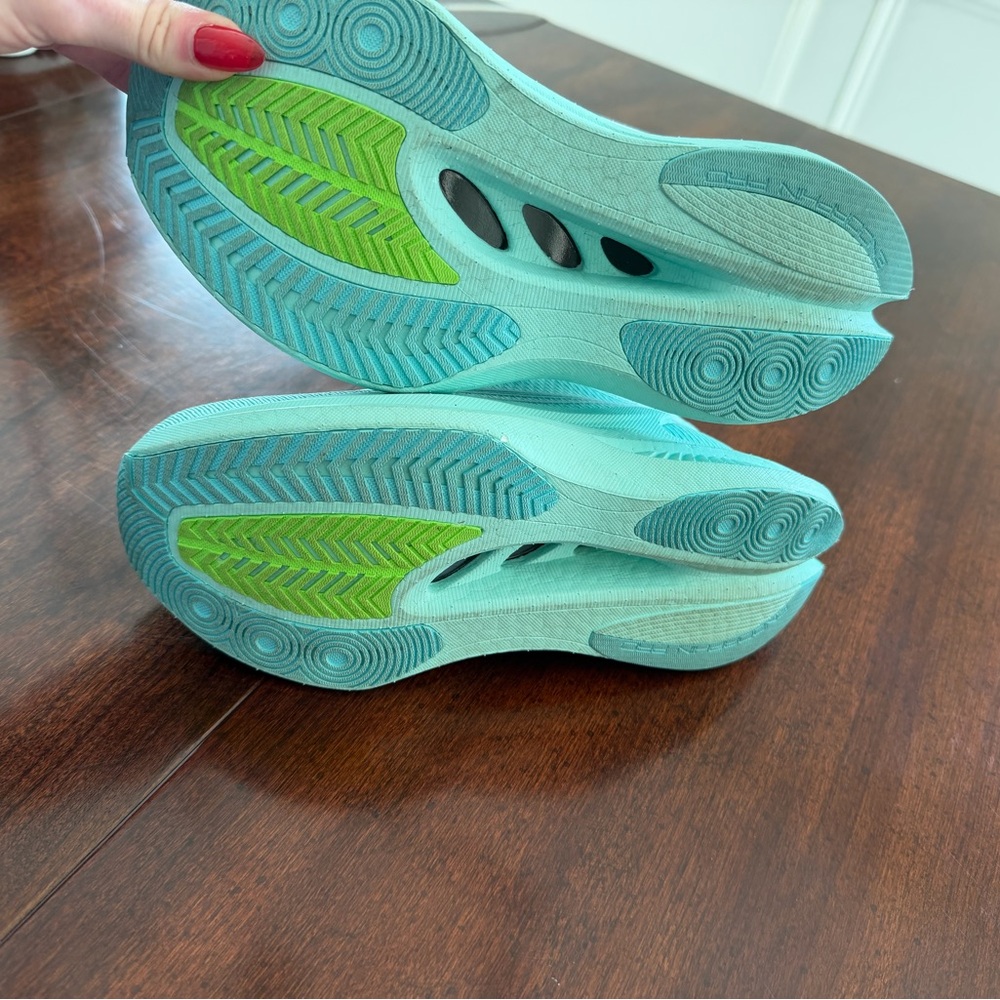 Saucony Women's Endorphin Pro 5, Aqua, size 6.5 - Picture 8 of 9